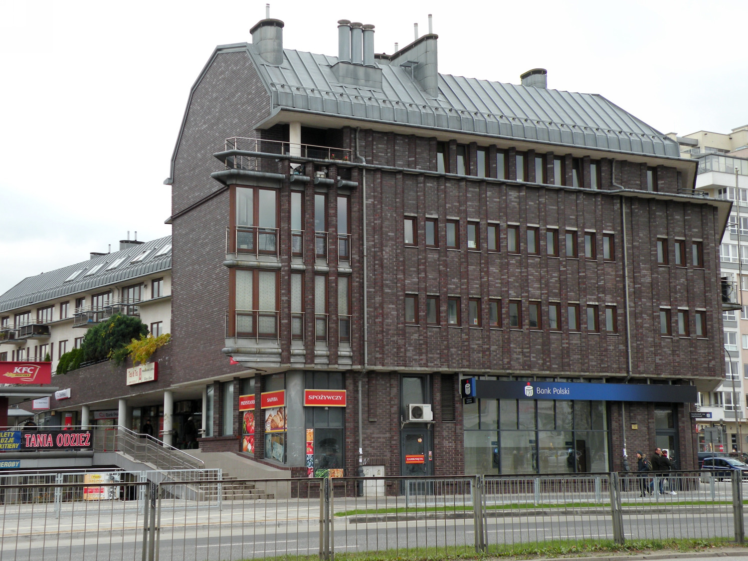 Zdjęcie architektury budynku Budynek mieszkalno-usługowy